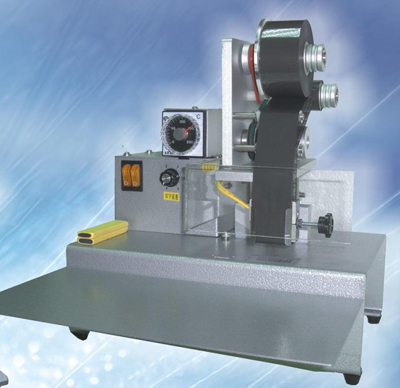 Auto Type Date Coding Machine is a table top model equipped with a Sensor and Foot Switch. It Capable of 3 lines imprinting, and each line can hold 13 characters.